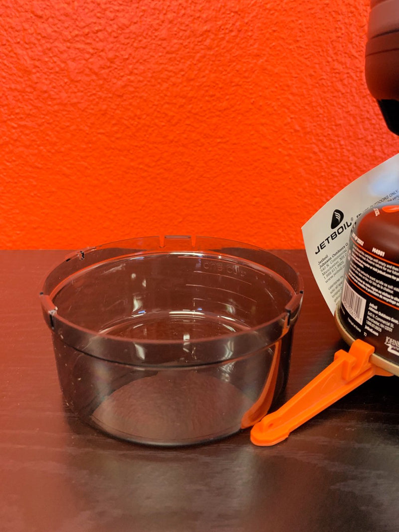 Jetboil stove-pot locking mechanism