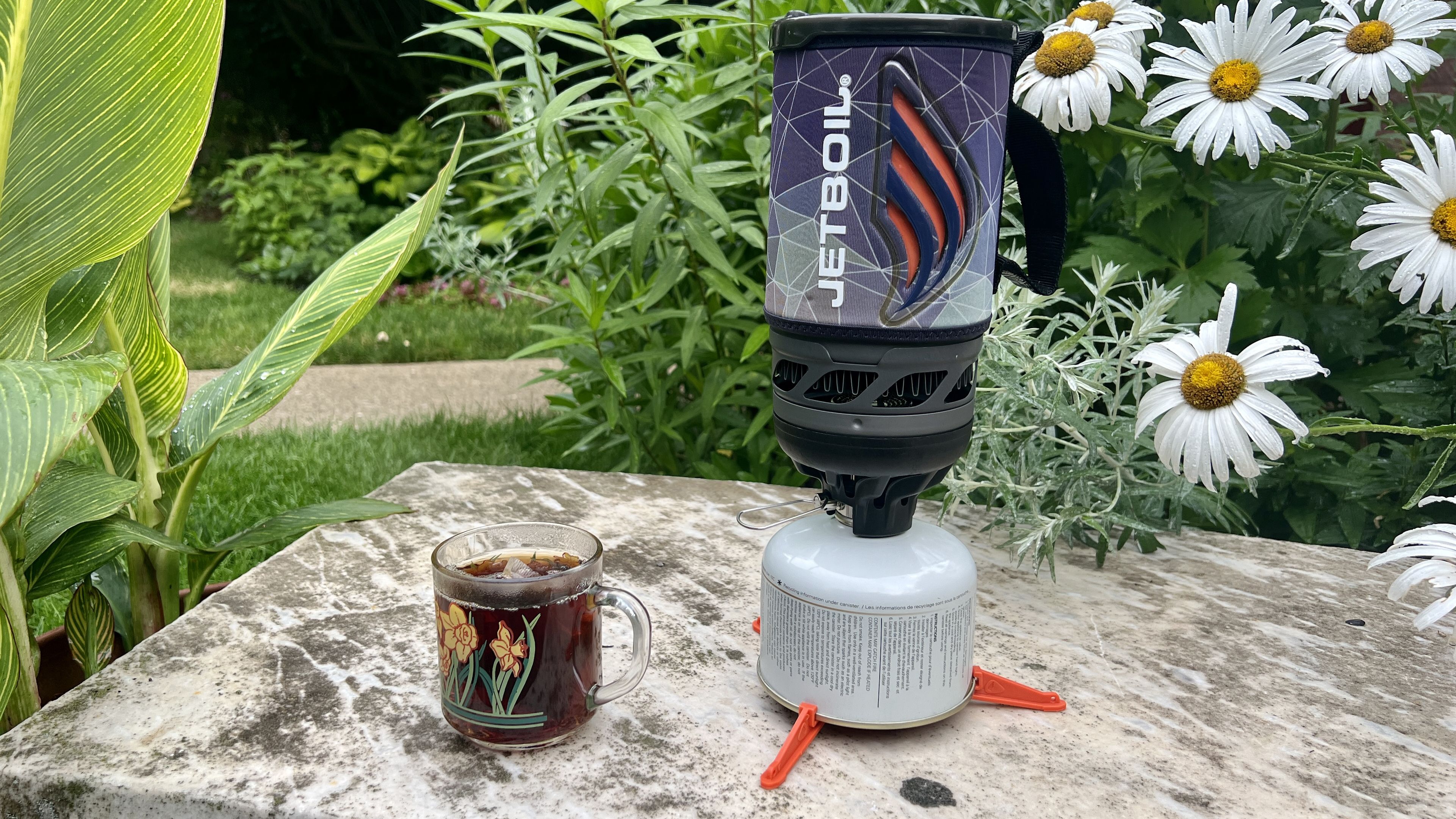 Jetboil vs. Traditional Stoves Which is the Best Backpacking Stove Option?