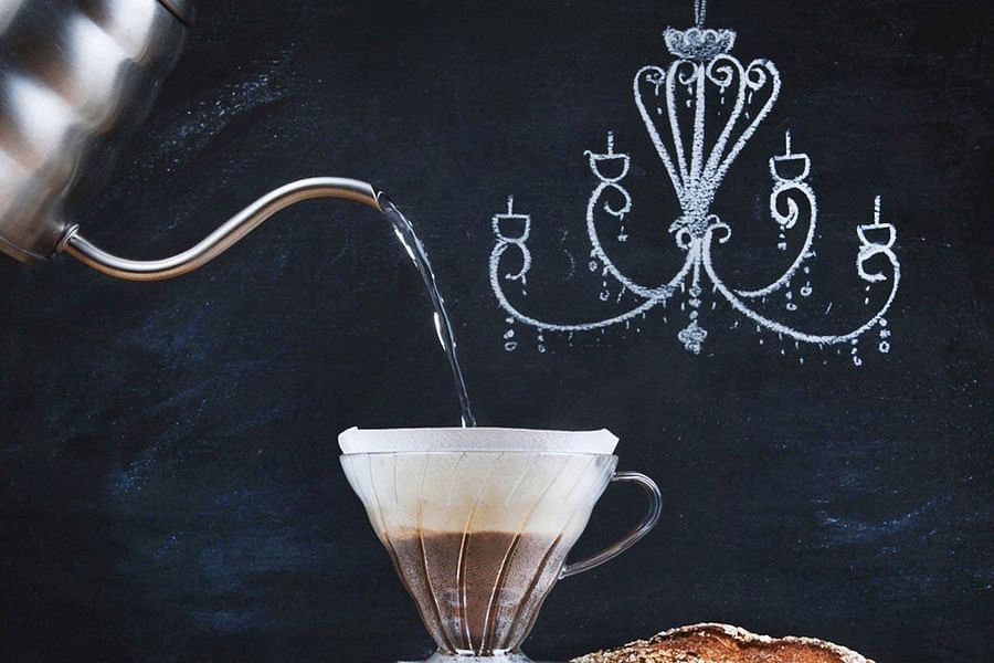 pour over coffee technique