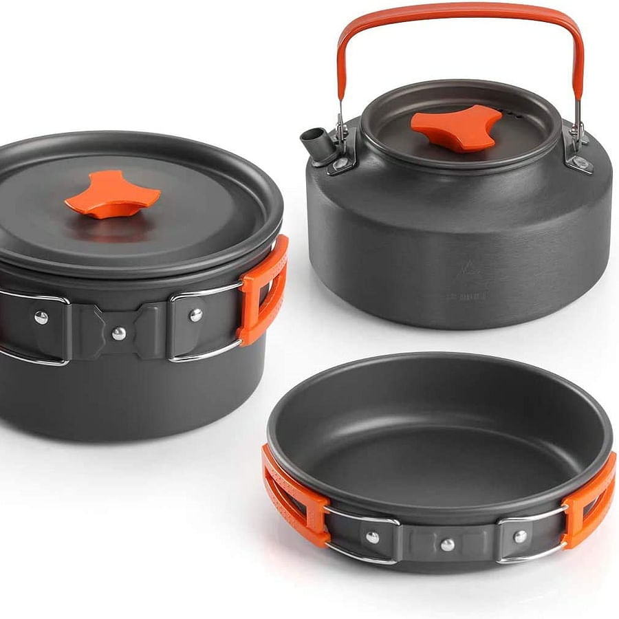Lightweight camping cookware set 2 on a natural background